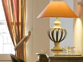 Chateau De Lignan Otel 4*