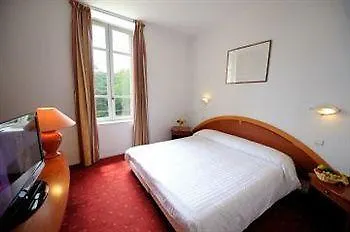 Chateau De Lignan Hotel 3*