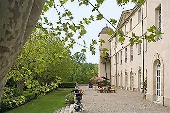 Hotel Chateau De Lignan