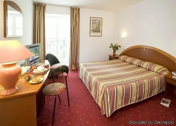 Chateau De Lignan Narbonne